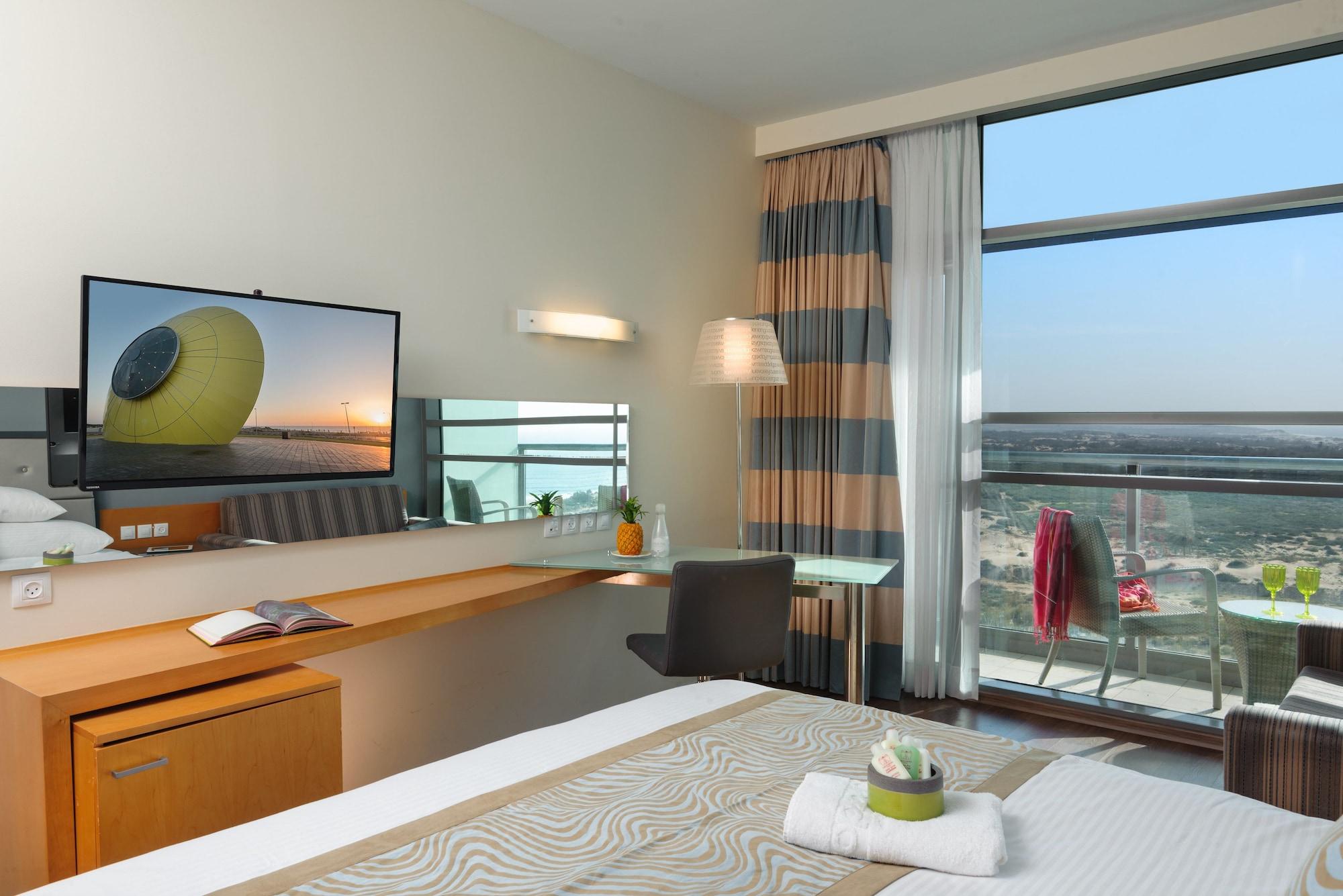 Leonardo Plaza Ashdod Hotel Bagian luar foto