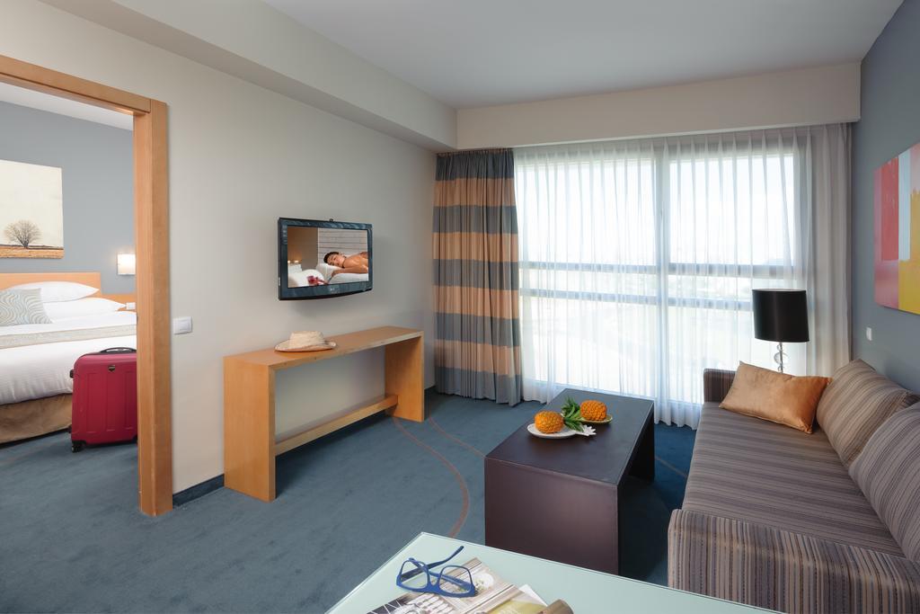 Leonardo Plaza Ashdod Hotel Bagian luar foto