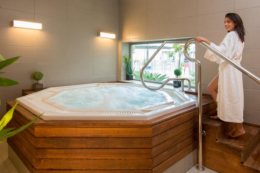 Leonardo Plaza Ashdod Hotel Bagian luar foto