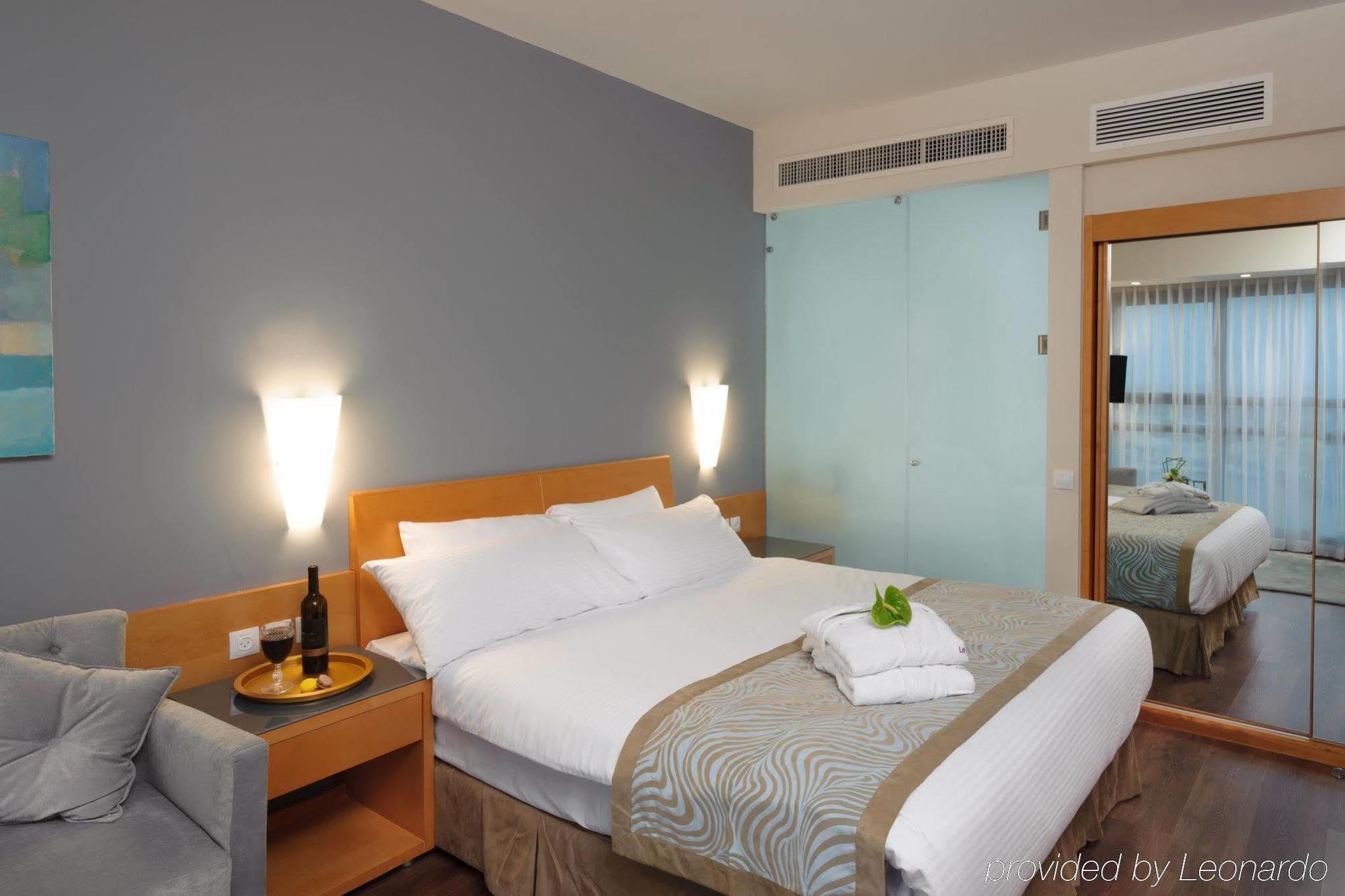 Leonardo Plaza Ashdod Hotel Bagian luar foto