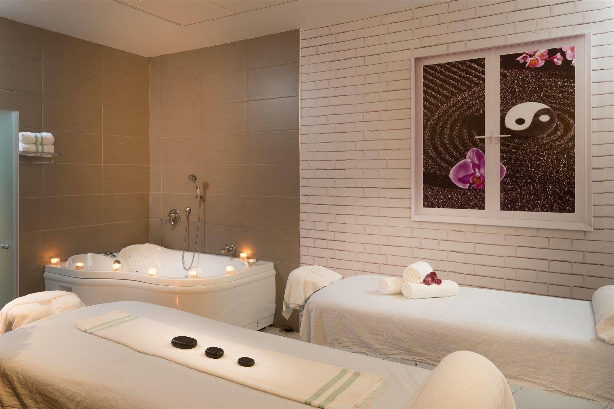 Leonardo Plaza Ashdod Hotel Bagian luar foto