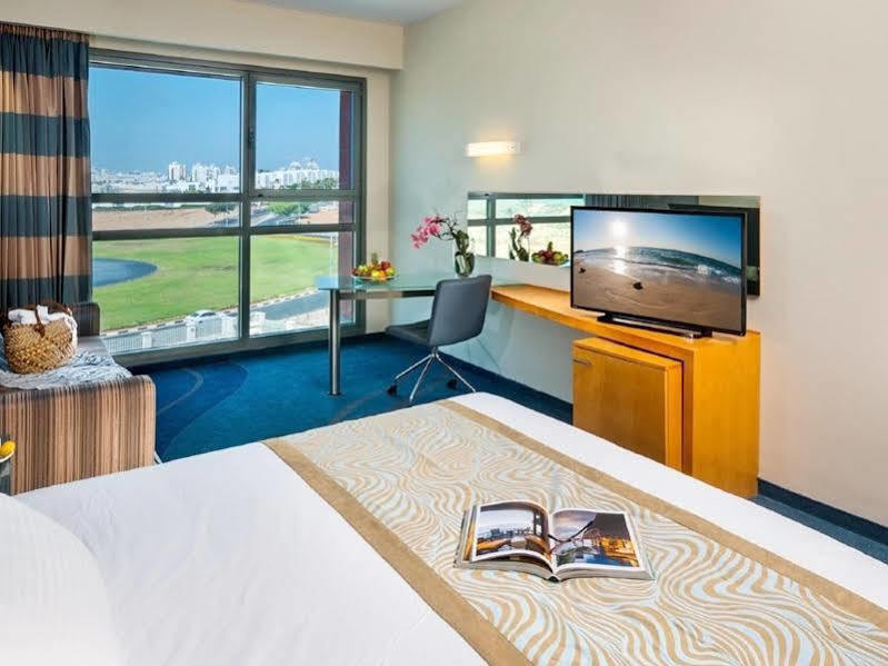 Leonardo Plaza Ashdod Hotel Bagian luar foto
