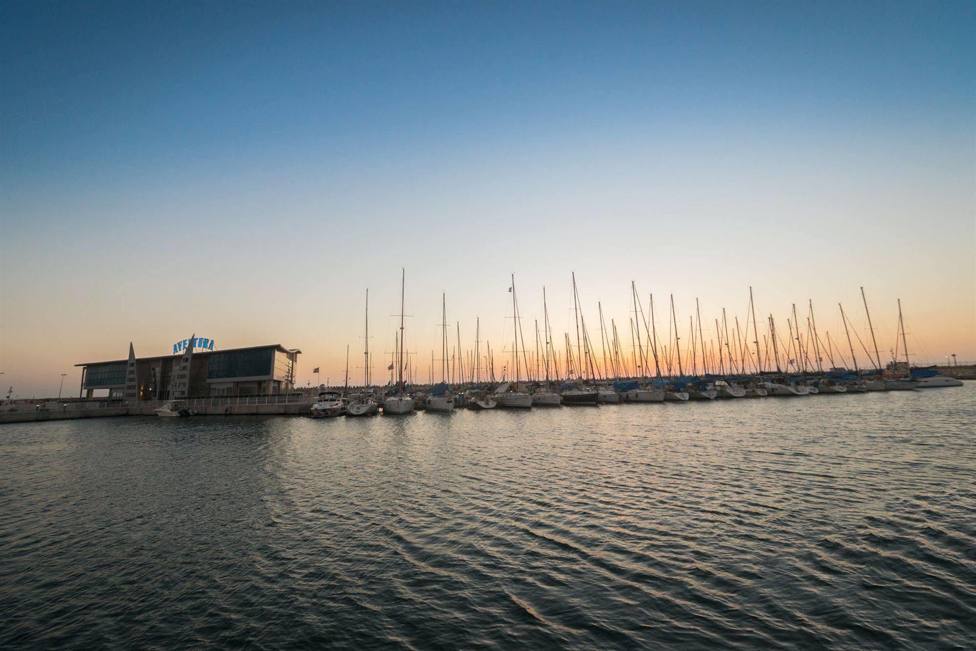 Leonardo Plaza Ashdod Hotel Bagian luar foto